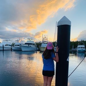 Meet your Posher, Ashley